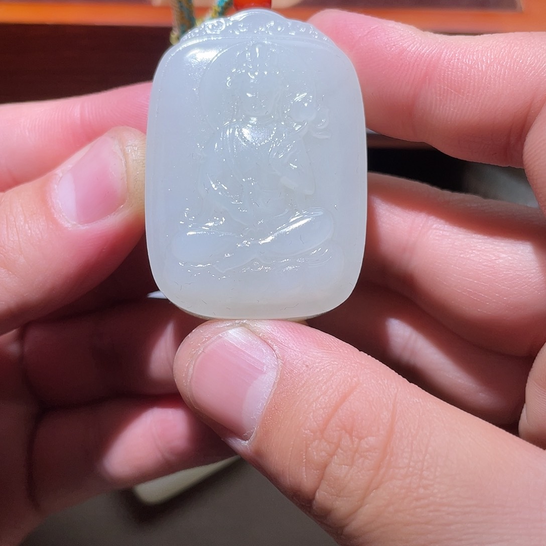 和田玉颈饰未镶嵌王****。Z6