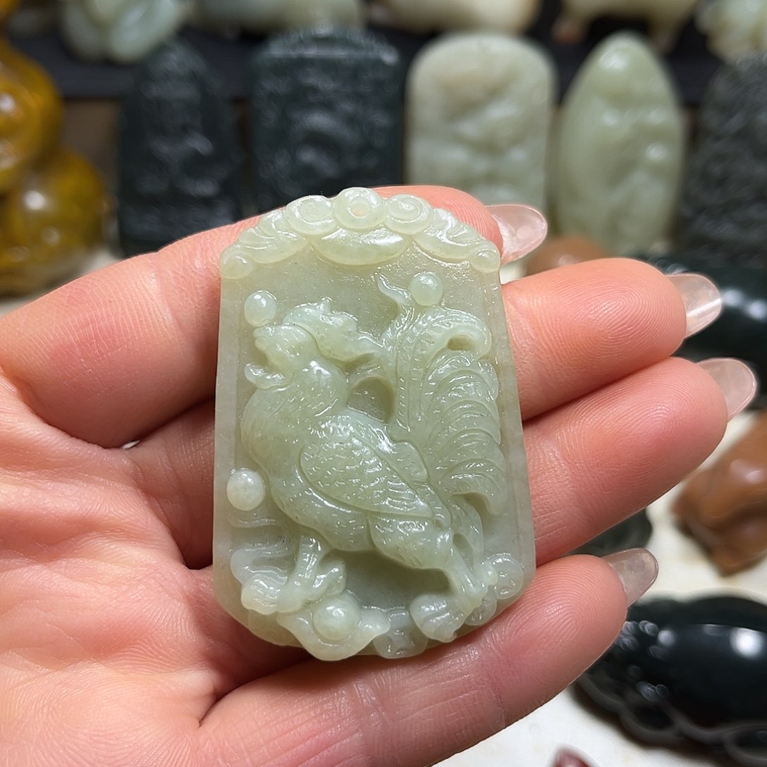 白玉菩提吊坠白玉菩提吊坠