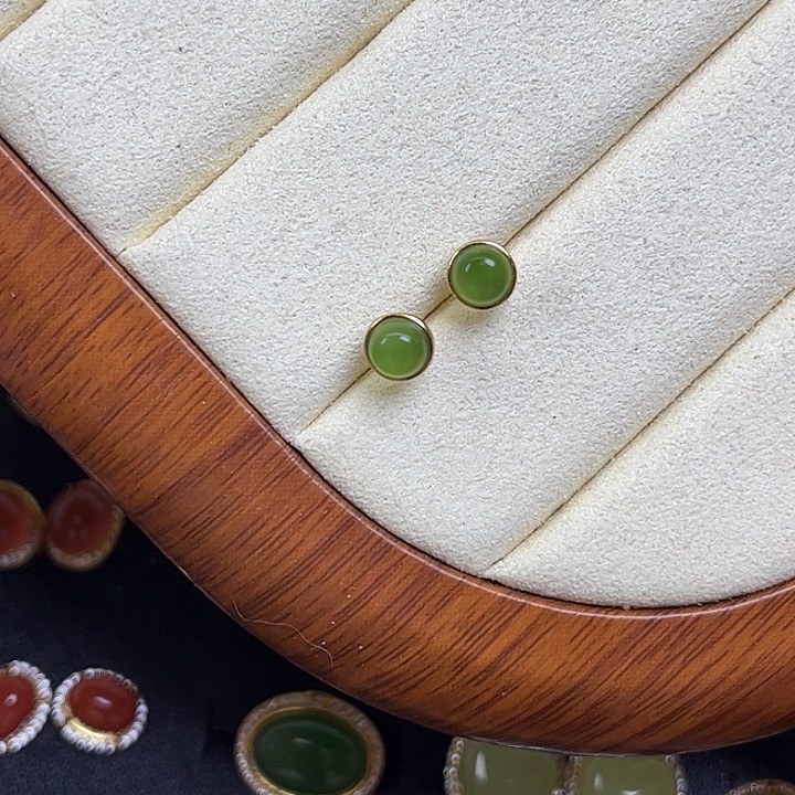 和田玉银S925镶嵌耳饰