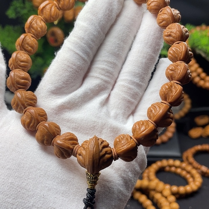 吊坠桃核秦岭龙纹桃核