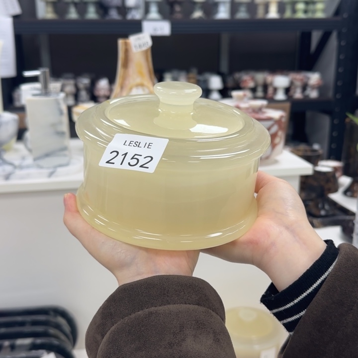 L。  2152。  福利。        