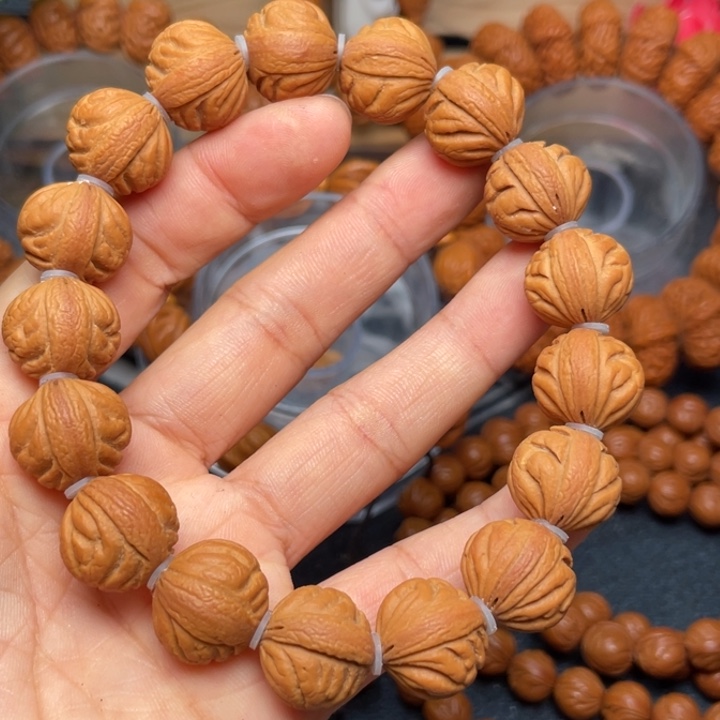 桃核手串龙纹桃核38