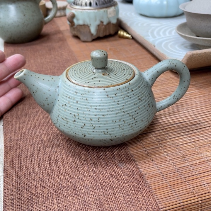 壶茶壶陶瓷茶壶茶杯