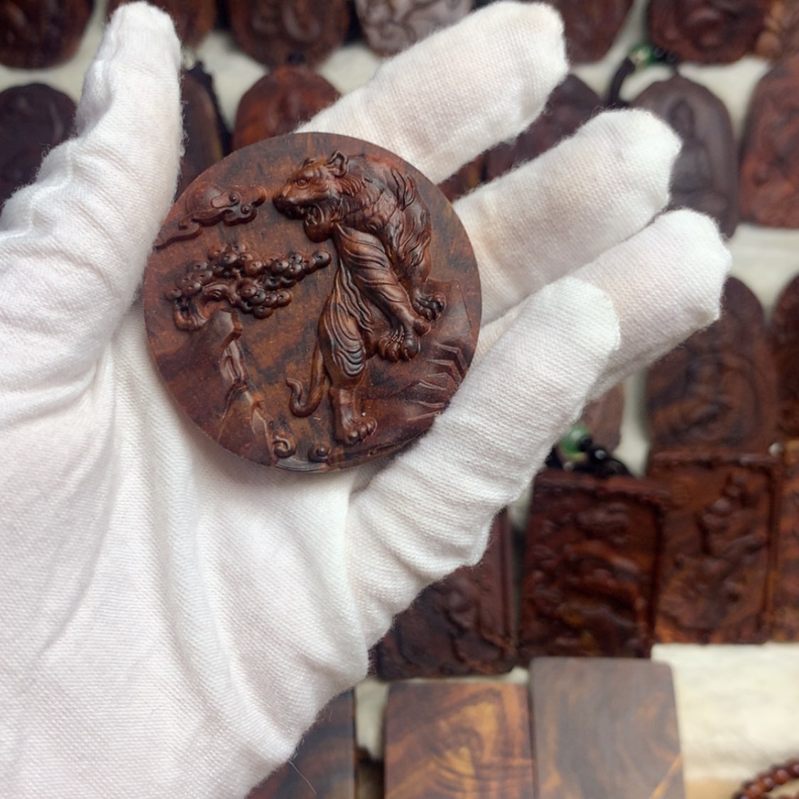 【闪购商品】手串/手链黄花梨/降香黄檀