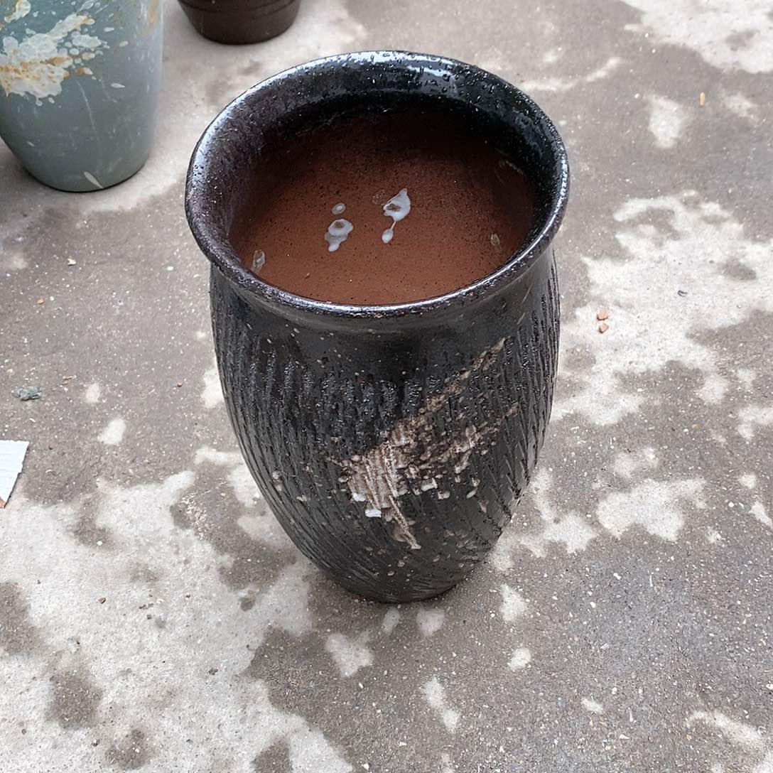 紫砂花盆瑕疵口15高25