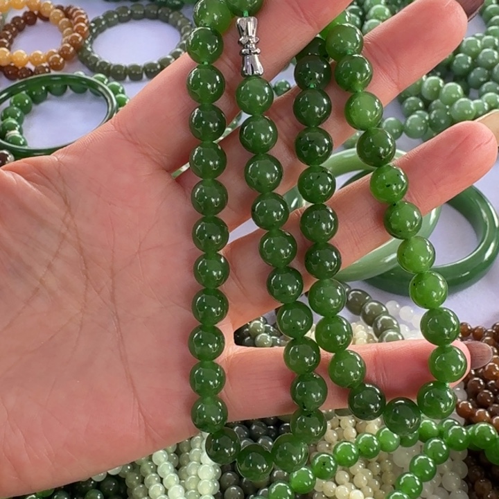 和田玉未镶嵌颈饰卡8小鱼儿