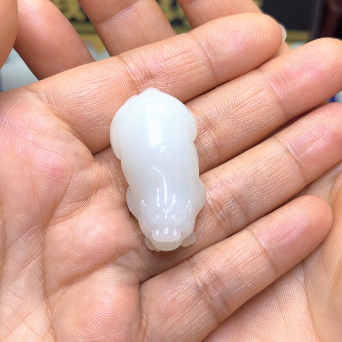 勿***1和田玉未镶嵌挂件