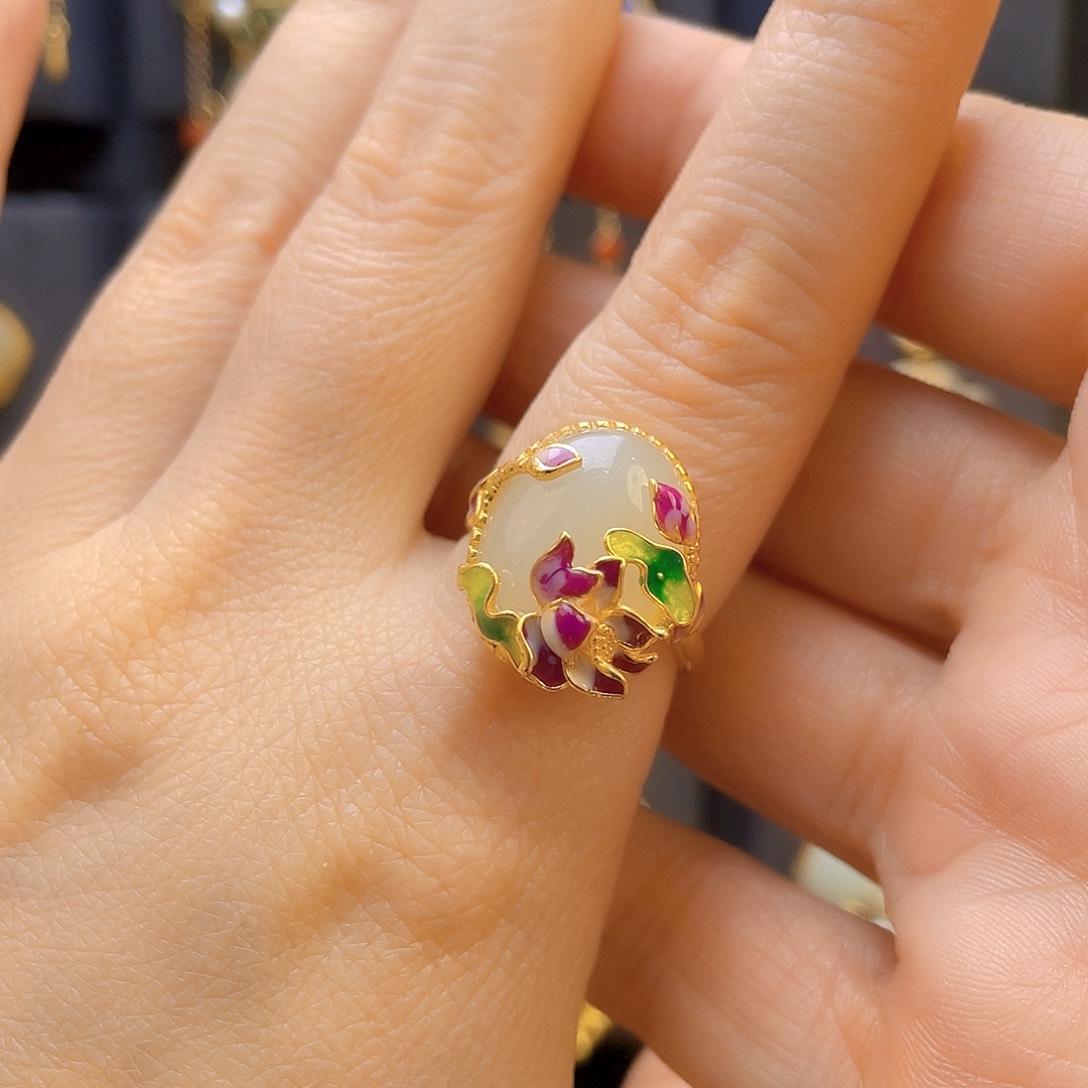 和田玉戒指银S925镀金镶嵌