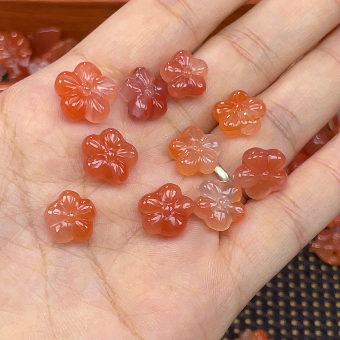 南红玛瑙未镶嵌配饰梅花组合