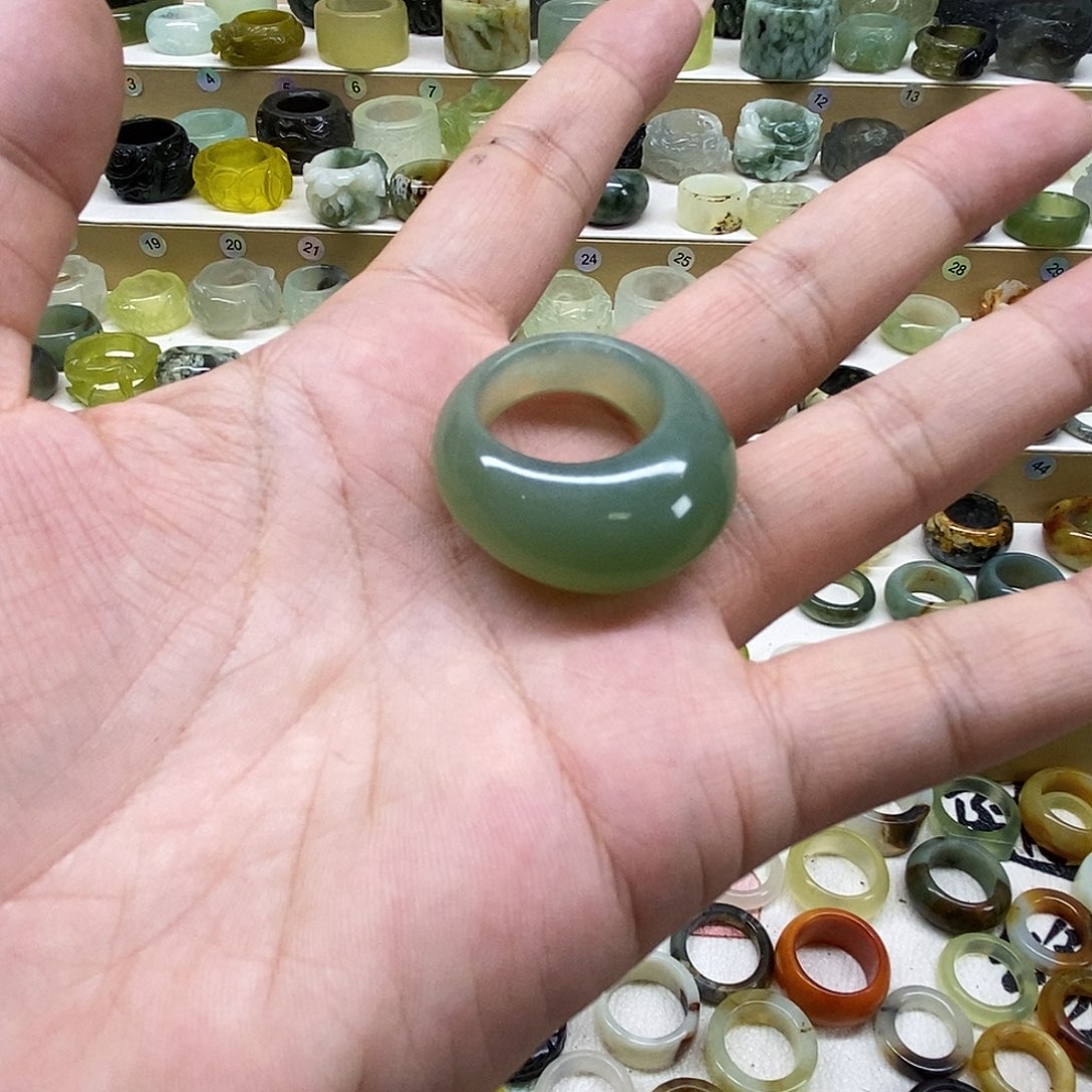 …***～岫玉未镶嵌天然玉石戒指岫玉