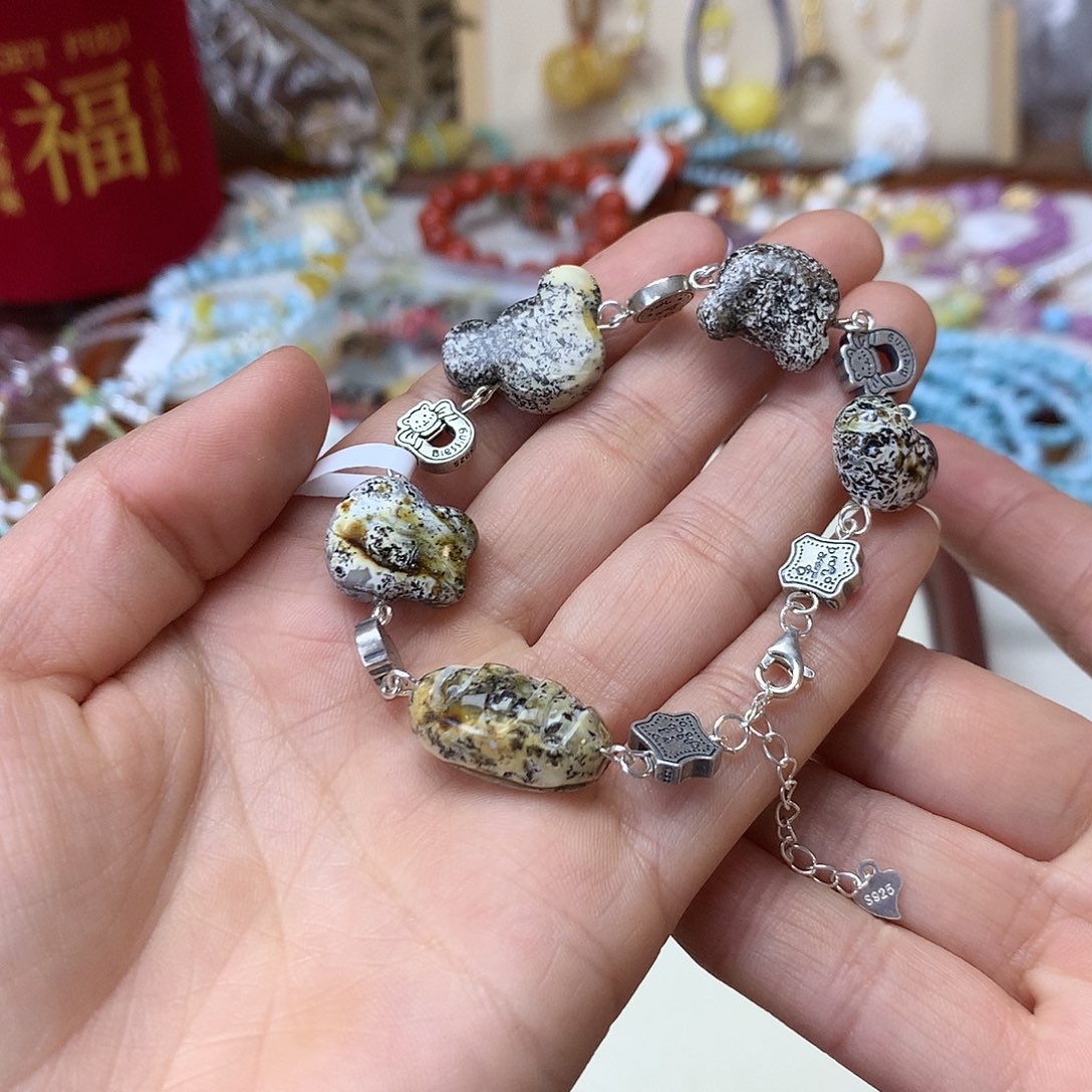 蜜蜡颈饰未镶嵌手链