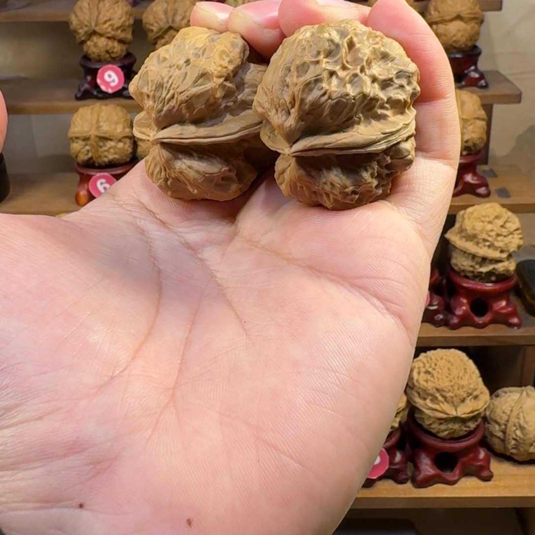 阿***祖铁核桃把件妖孽蝉皇