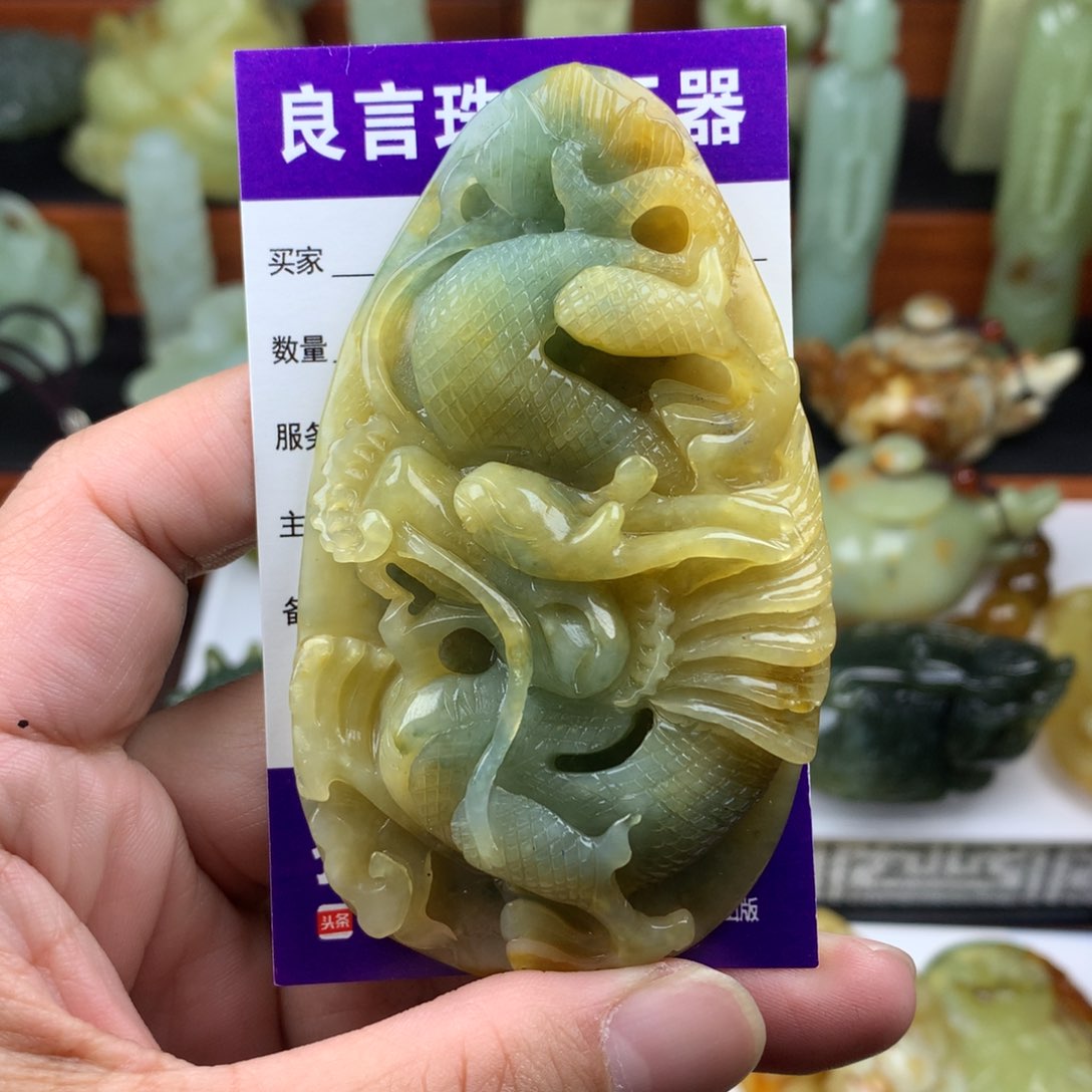 岫玉手把件未镶嵌