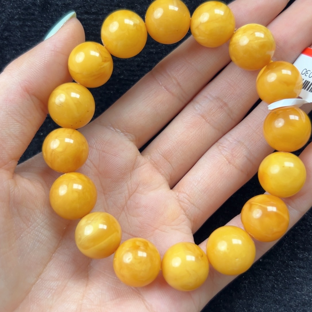 未镶嵌琥珀珠宝奇石