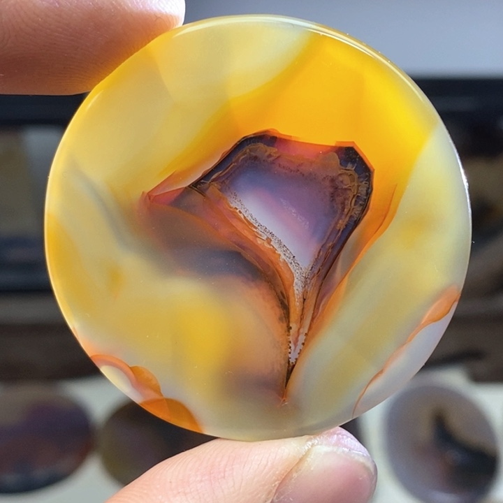 玛瑙/玉髓颈饰未镶嵌