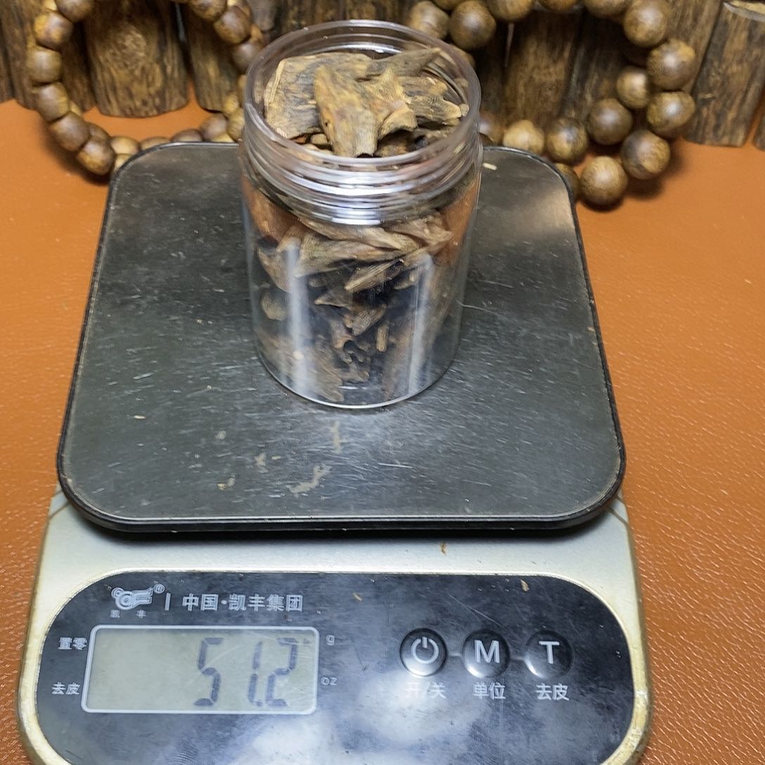 沉香沉香碎屑愉**生千里香块料50克