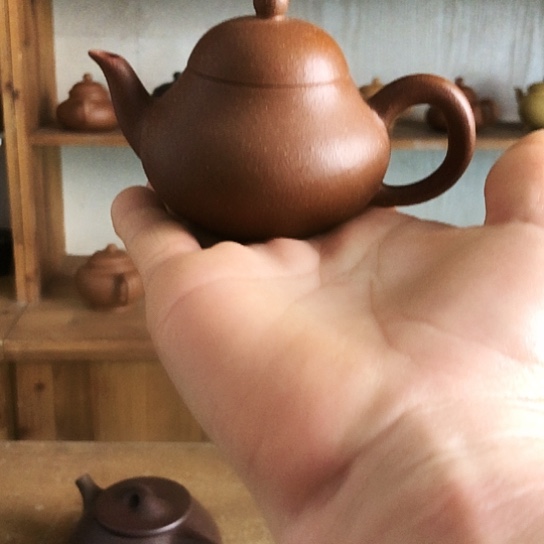 堕***）茶壶紫砂将坡泥梨100豪升左右