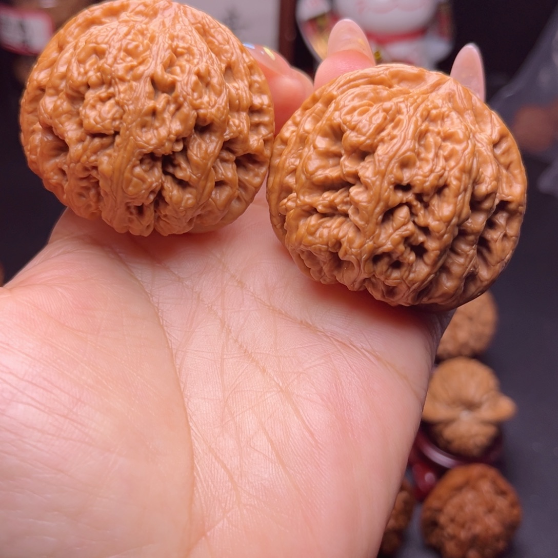 吊坠文玩核桃平谷大尺寸球筋