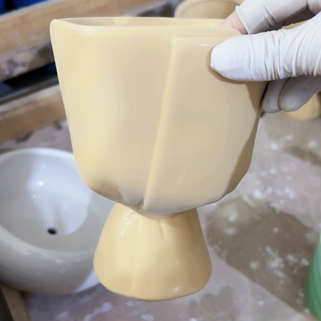 有孔，外贸尾单陶瓷花盆凑单10米包邮