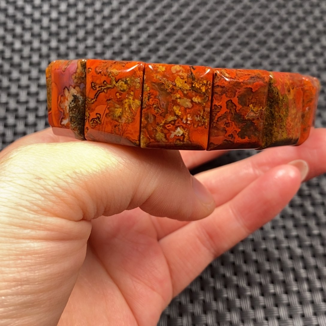 玛瑙/玉髓手串未镶嵌