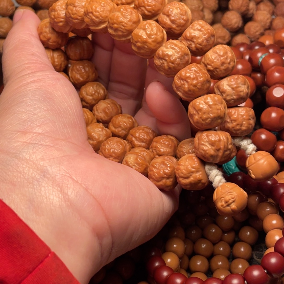 爱***〕崖柏猴头核桃树1222