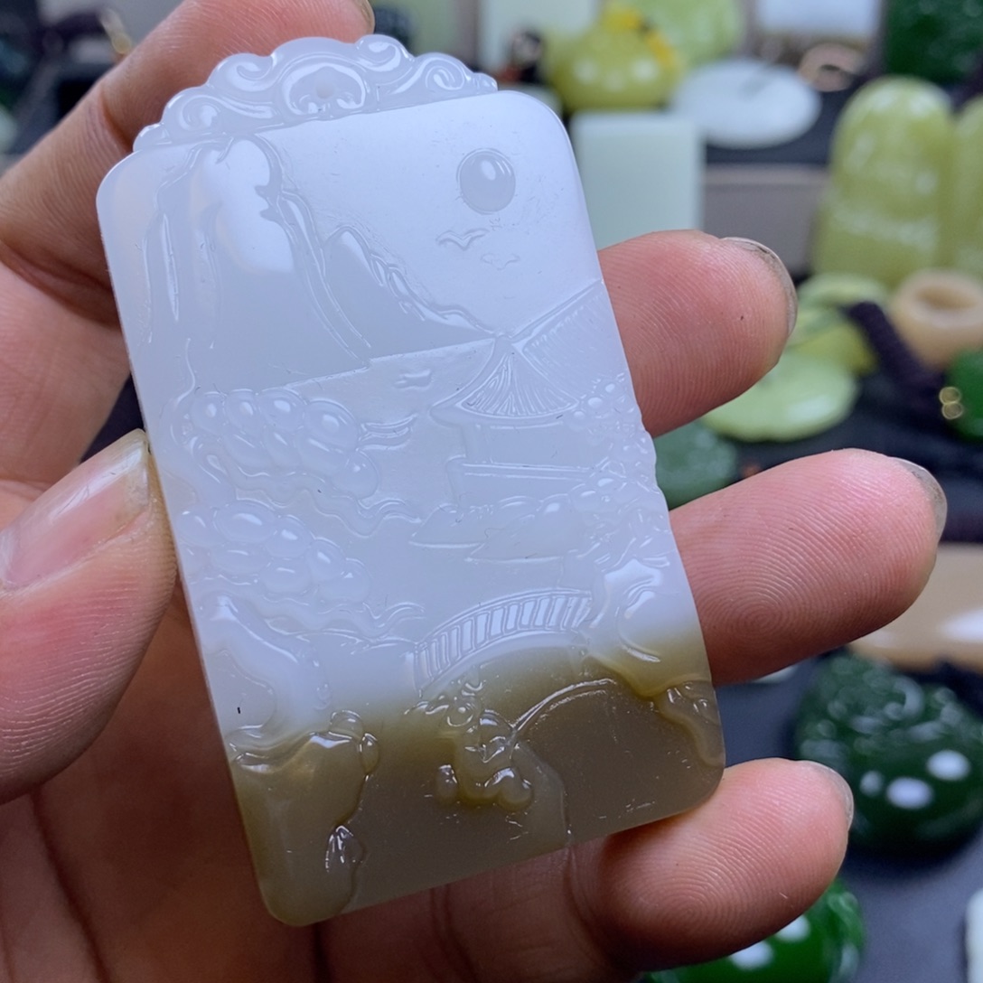 和田玉未镶嵌颈饰