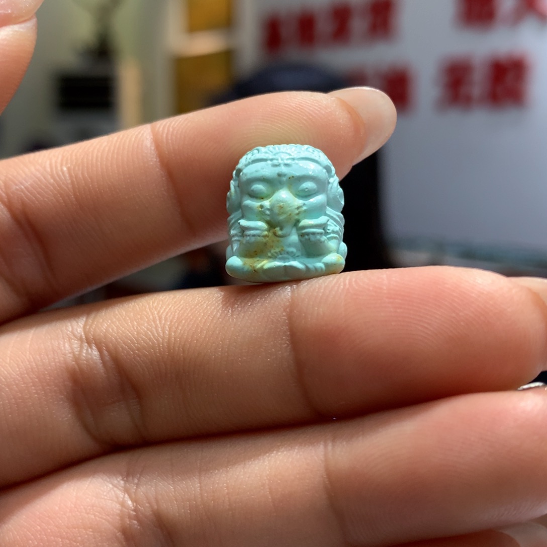 绿松石配饰未镶嵌