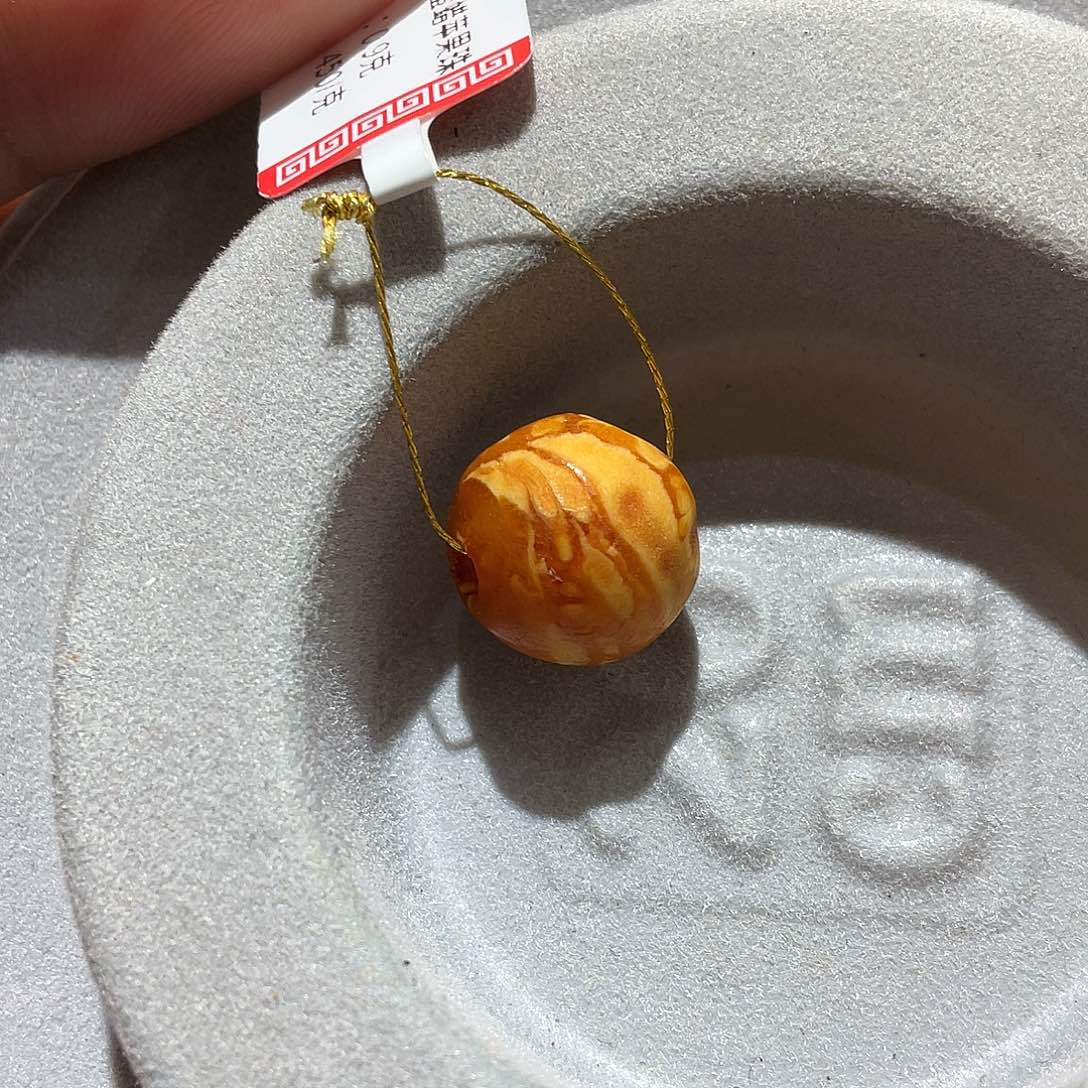 蜜蜡颈饰未镶嵌老白花蜡珠子直径12+