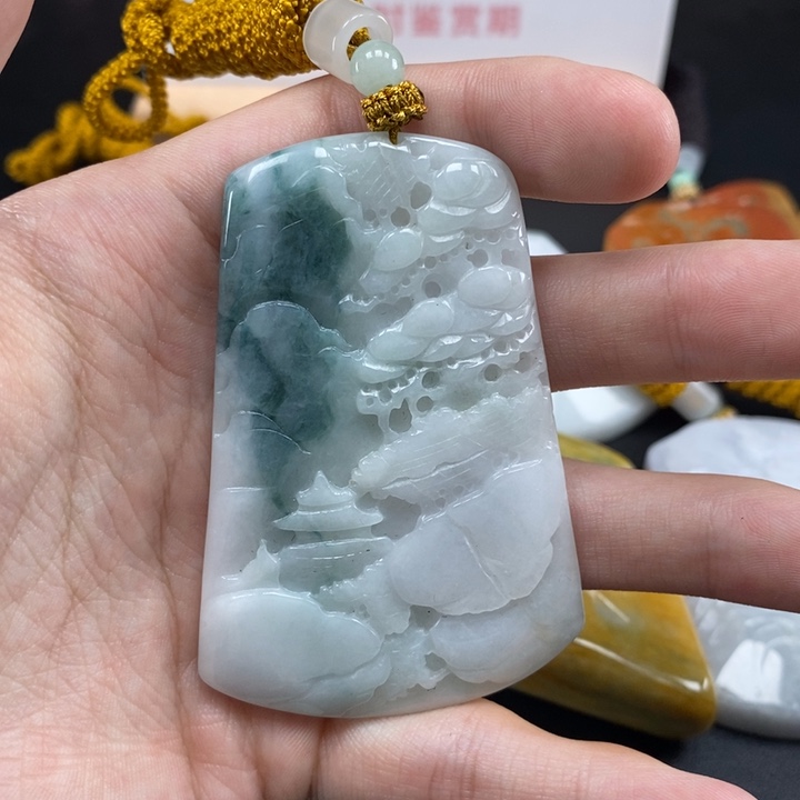 翡翠未镶嵌颈饰天然保真a货翡翠