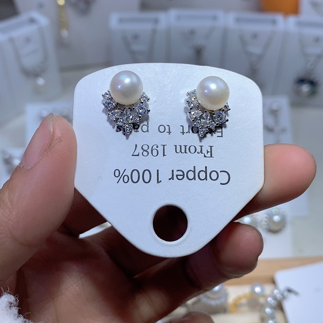 耳饰未镶嵌淡水珍珠