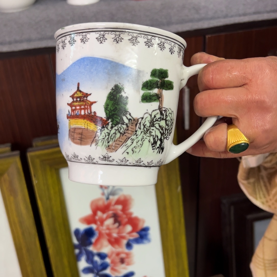 景德镇陶瓷艺术品