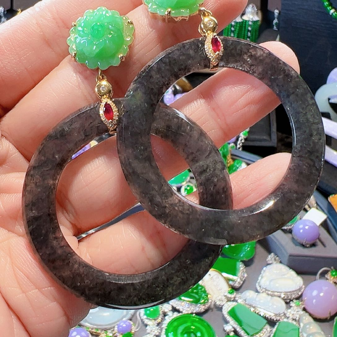 翡翠耳饰18K金镶嵌签收后24小时鉴赏期