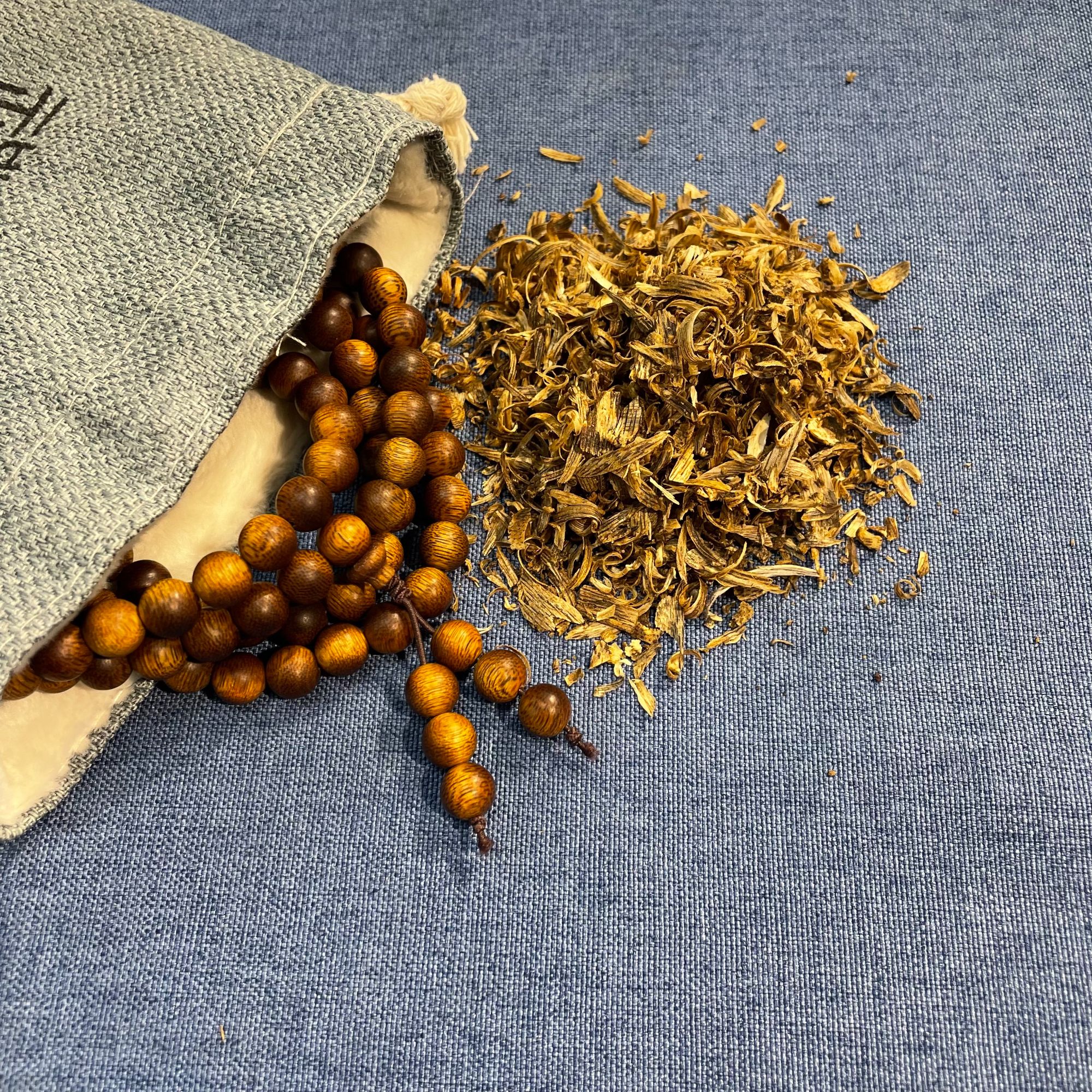 【福缘】富森0.8*108颗沉木香作文创