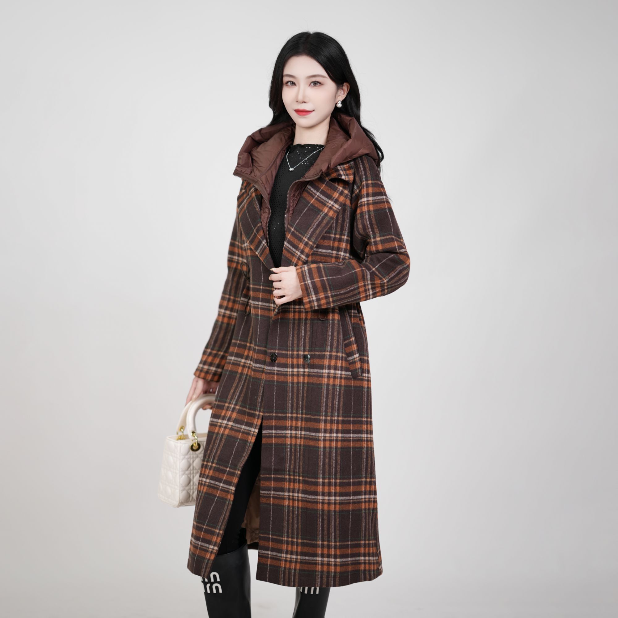 2025年冬季新款保暖加厚羽绒服显瘦韩版女士时尚百搭中长款羽绒服