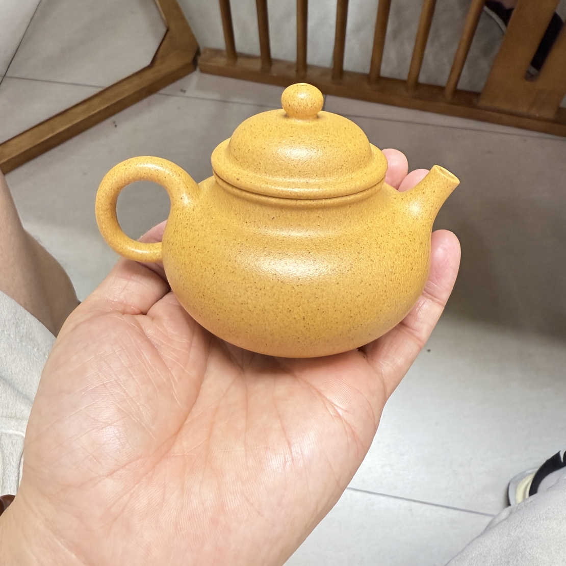 手工泥老宕口黄金段容天紫砂壶