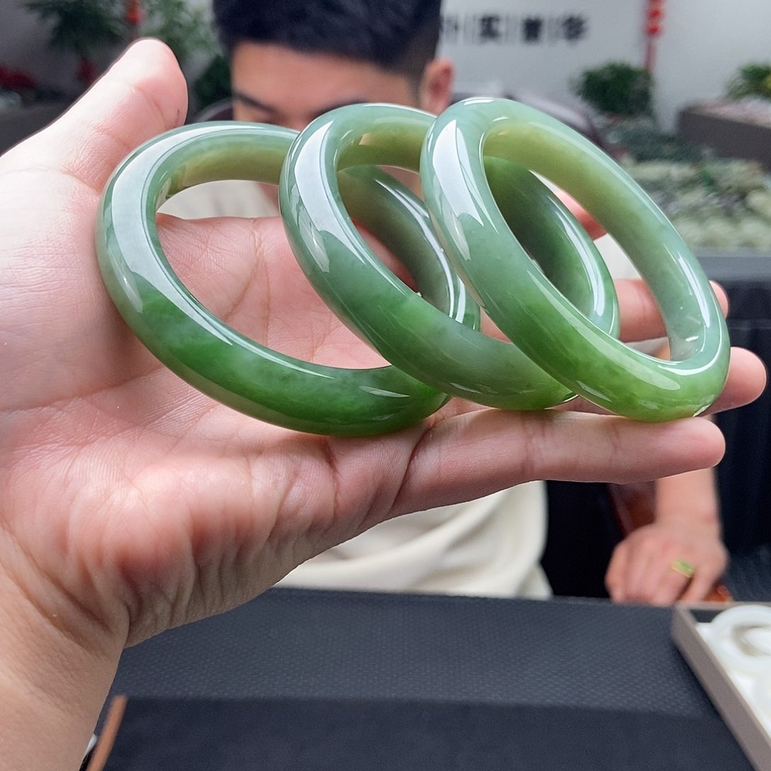 和田玉55-57颜色多样性发拍一发一未镶嵌