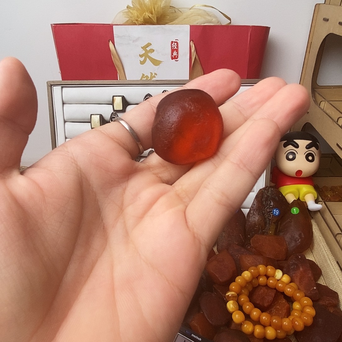 裸石蜜蜡未镶嵌琥珀