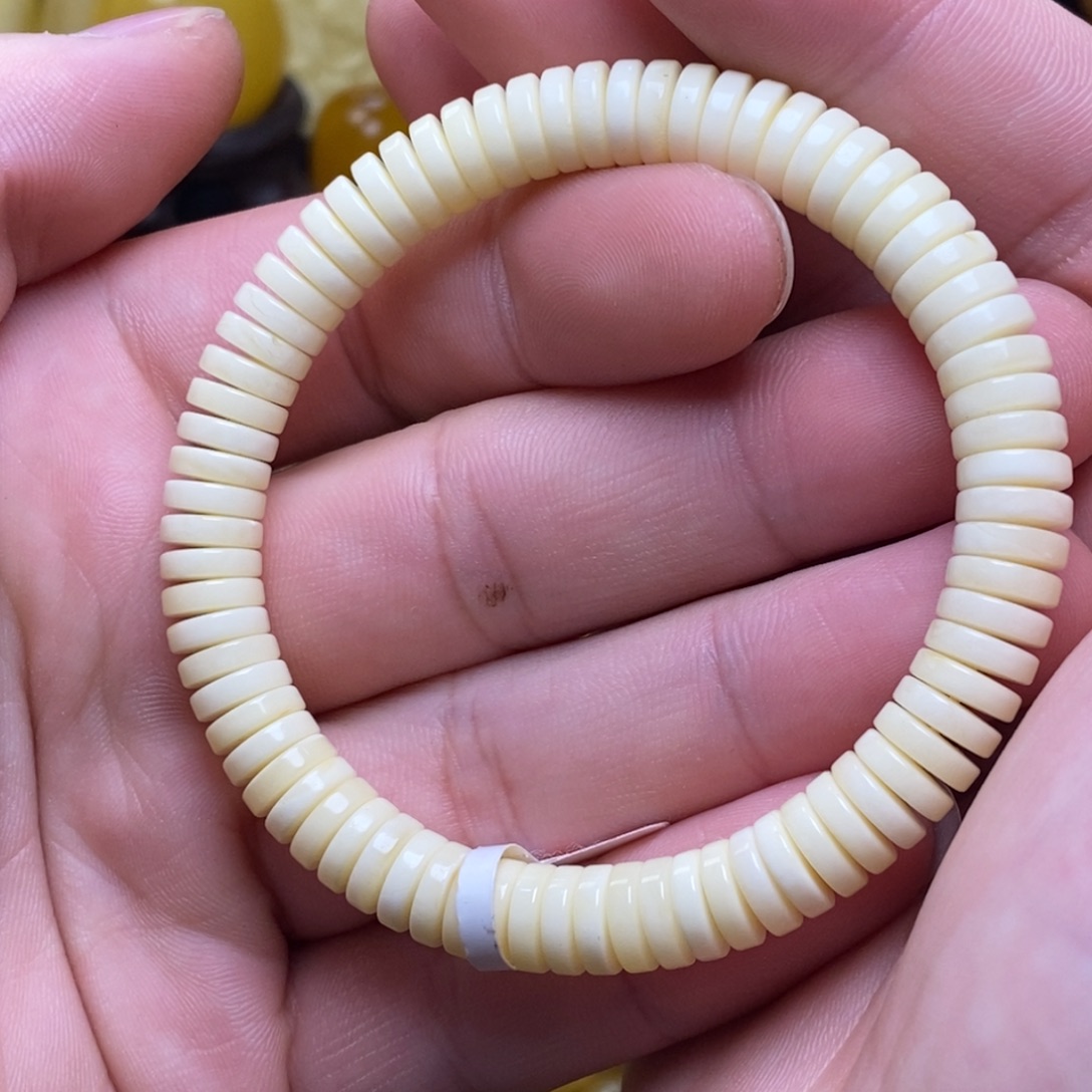 琥珀未镶嵌裸石蜜蜡