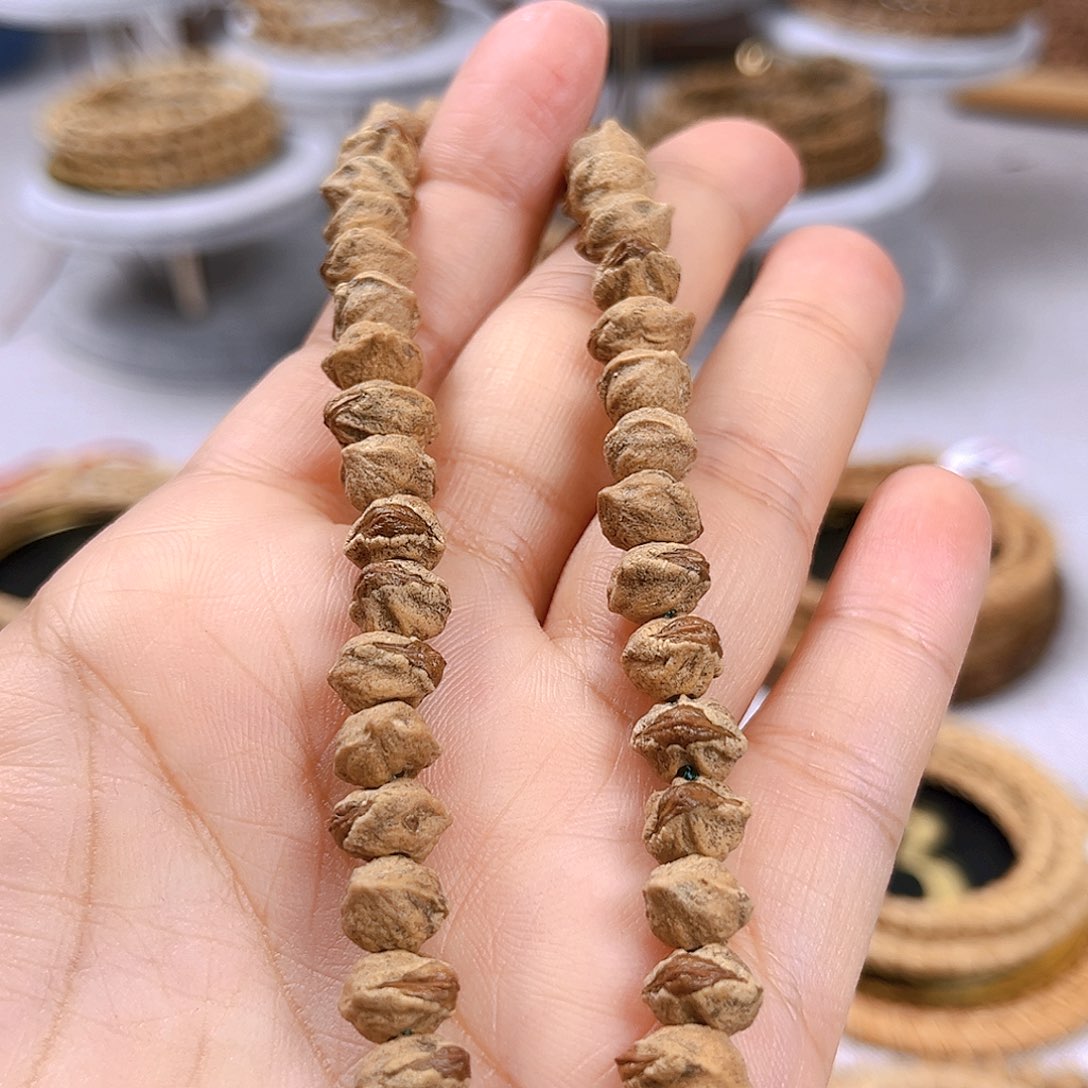 柏香籽/百香籽吊坠瓏*?