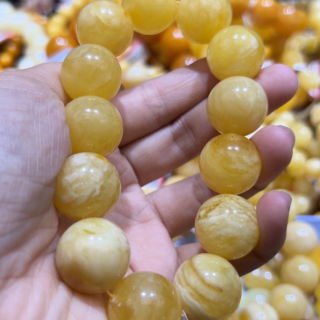 琥珀珠宝奇石未镶嵌