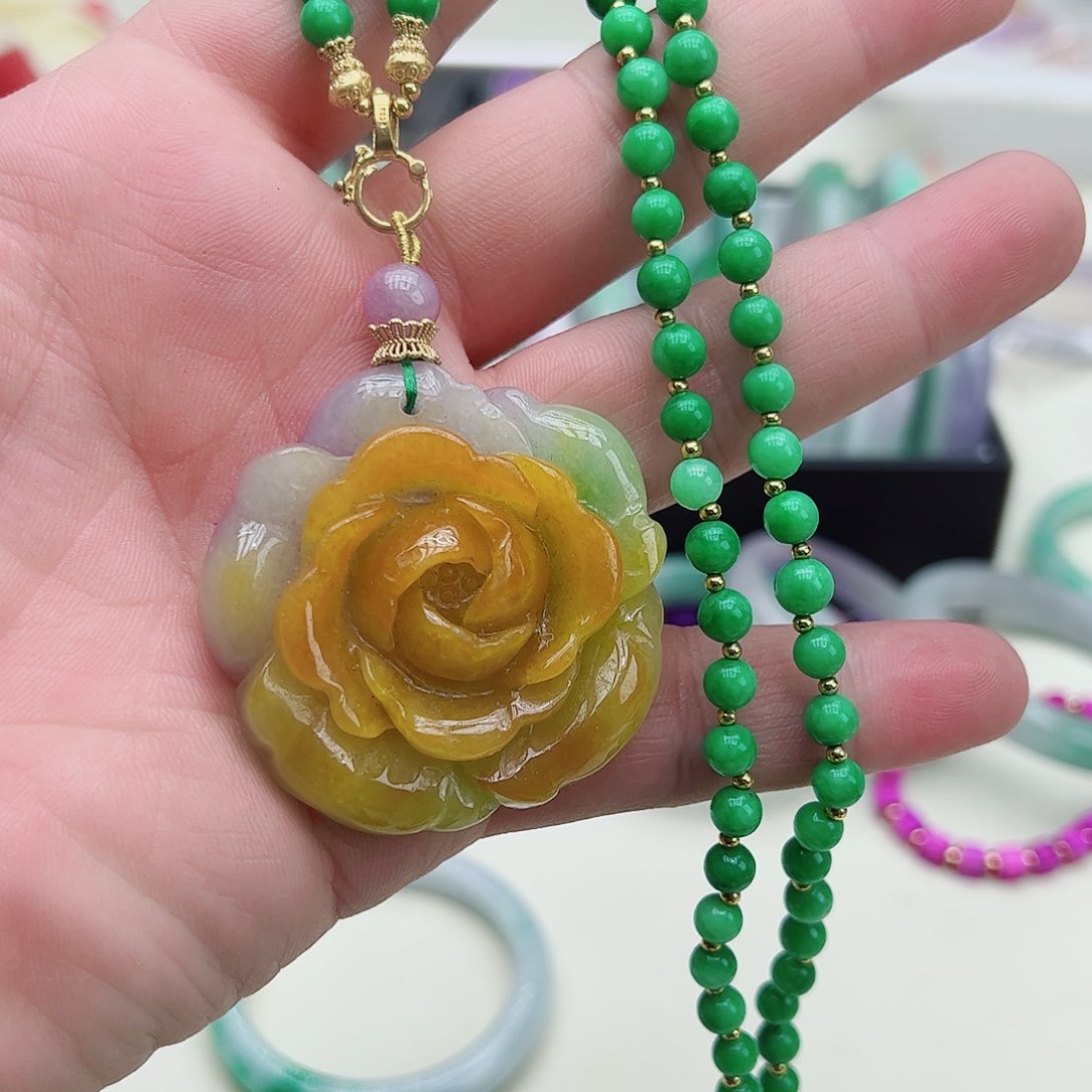 翡翠吊坠(赠链)银S925镶嵌