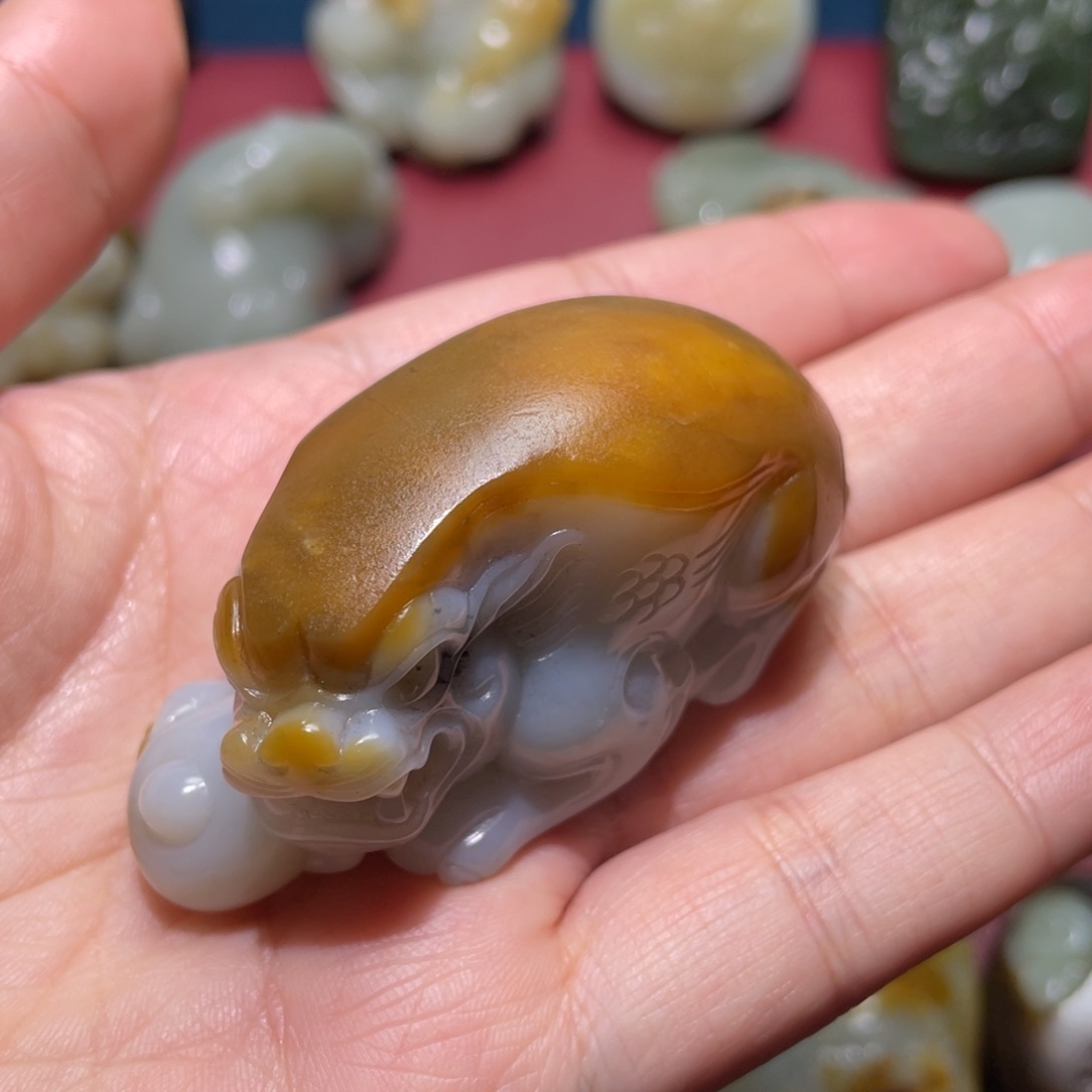 和田玉把件未镶嵌石*