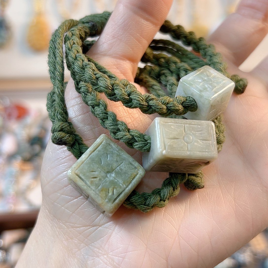 翡翠手链未镶嵌福利