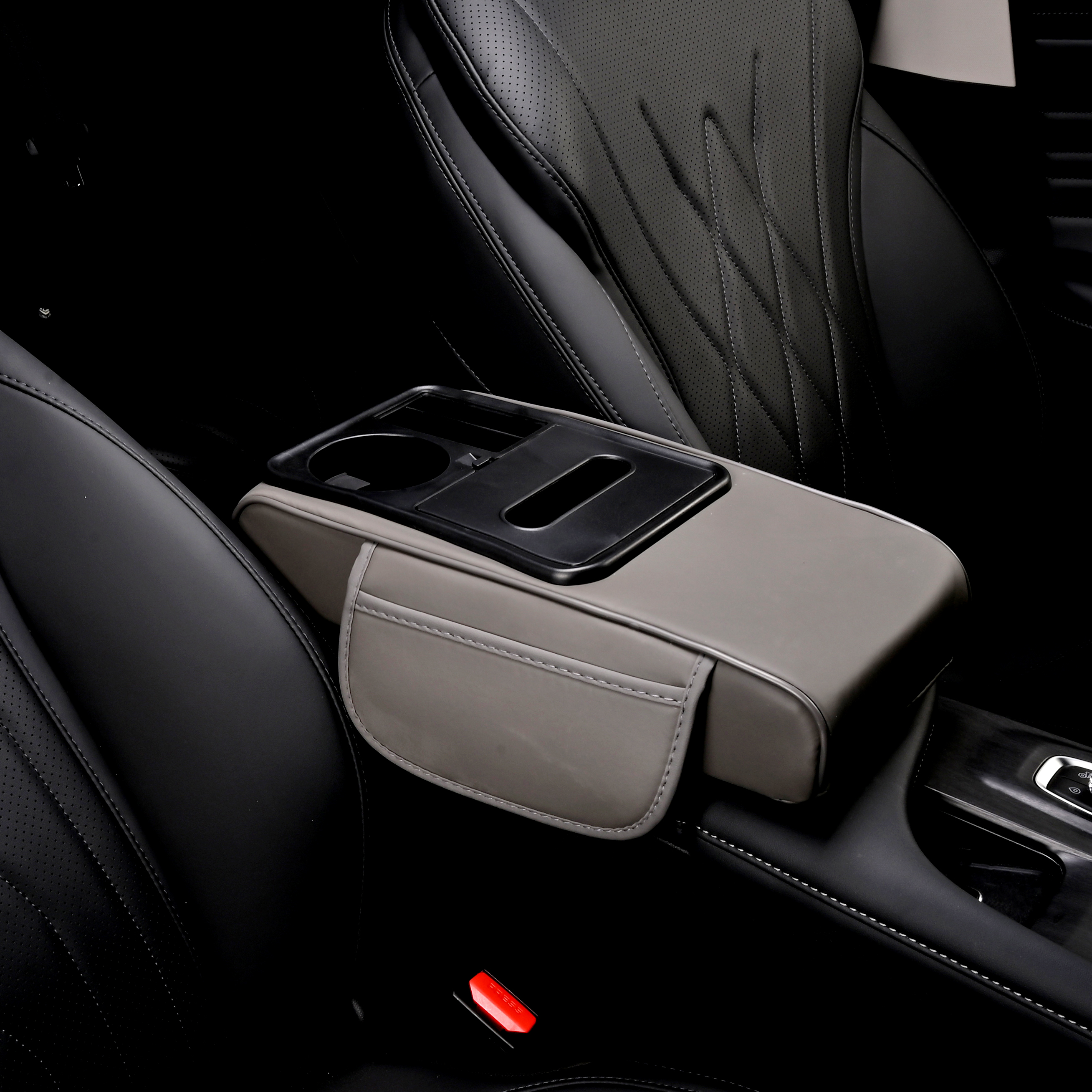 四合一水杯架汽车扶手箱增高垫多功能车载纸巾盒通用型手机支架