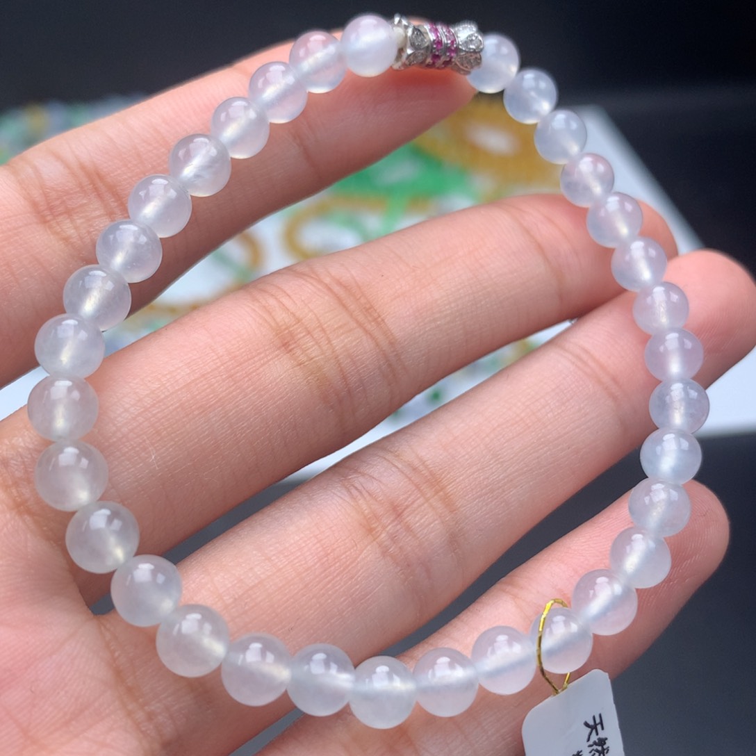 翡翠手链未镶嵌卡