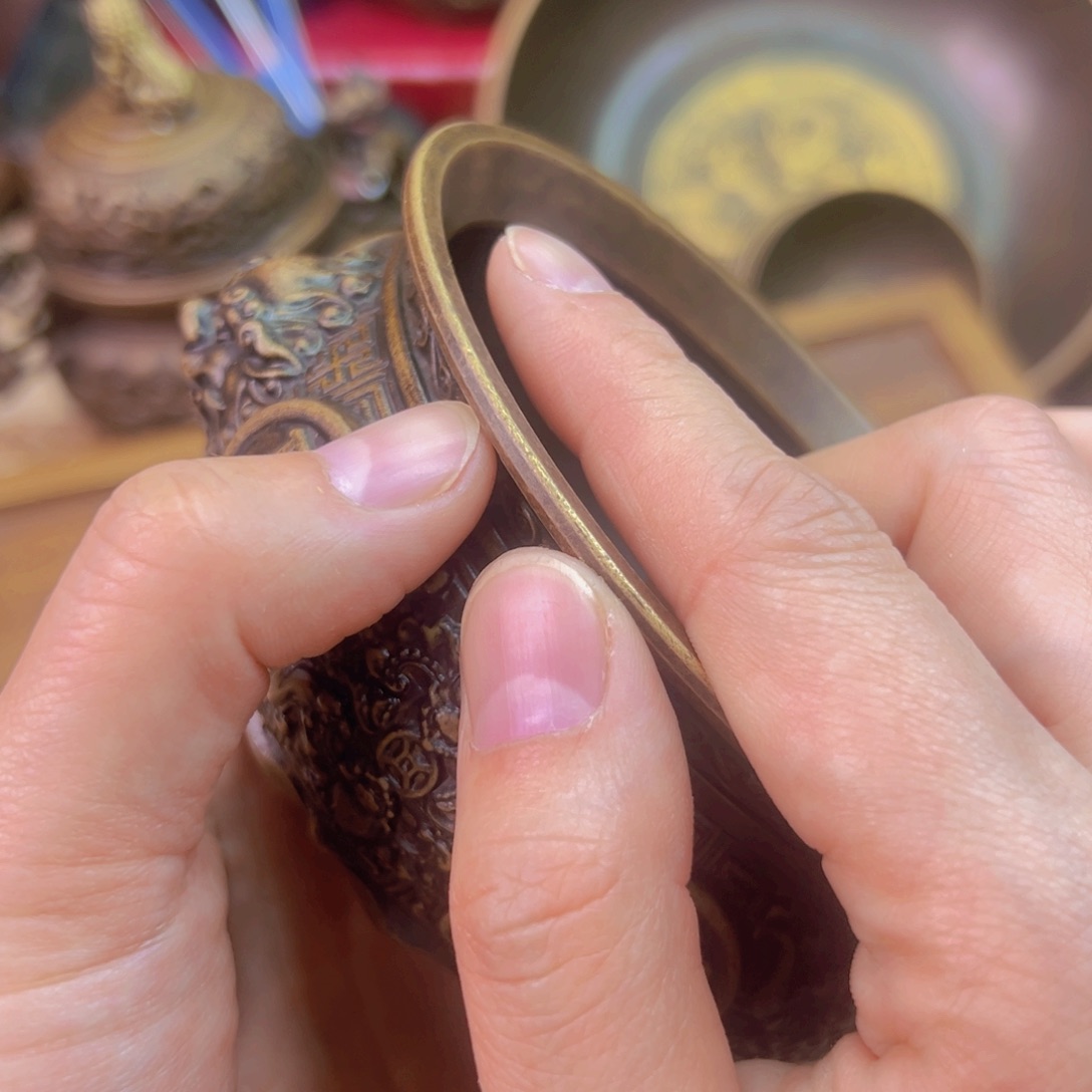 原矿风磨铜金蟾聚宝盆