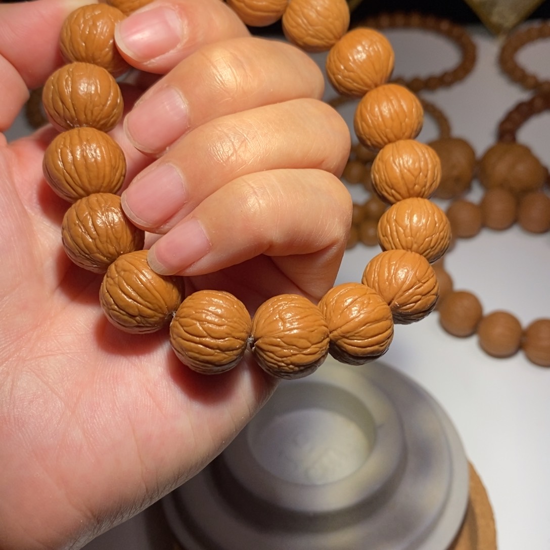 猴头核桃吊坠L***g猴头