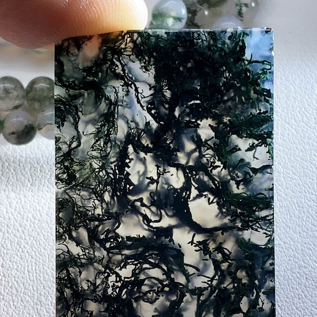 未镶嵌颈饰玛瑙/玉髓?***V