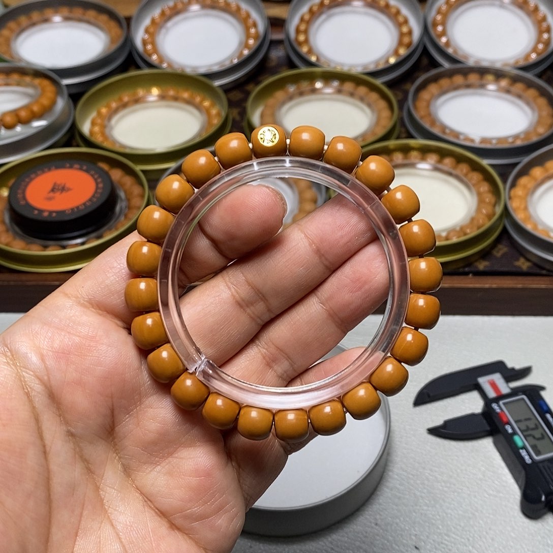 猴头核桃手串75号18k毕业小老型9左右