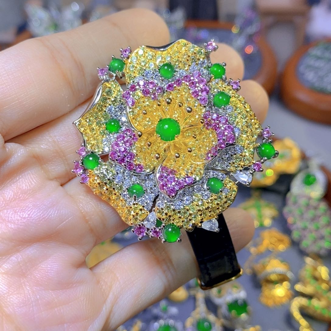 翡翠颈饰银S925镶嵌天然翡翠